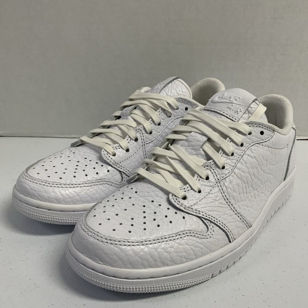 Air Jordan 1 Retro Swooshless Low Triple White 872782 100 Size 7.5 Men Size 9 WM